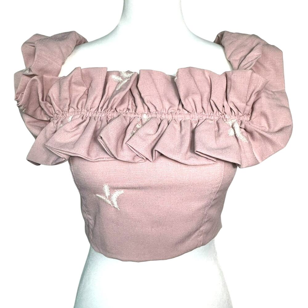 SUNDAYUP NWT Womens Medium Pink Ruffle Embroidered Off Shoulder Crop Top Smocked